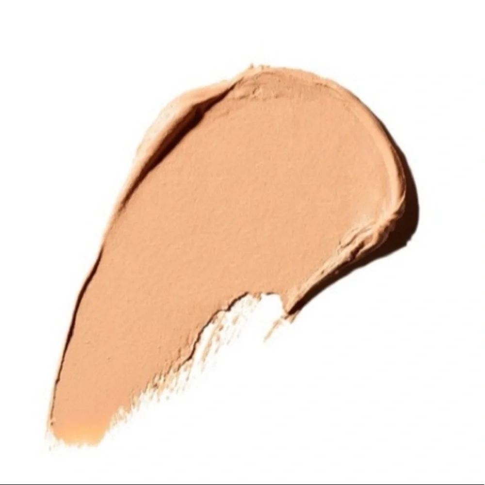 ✨ MAC STUDIO FIX SOFT MATTE FOUNDATION STICK / Shade: NC16